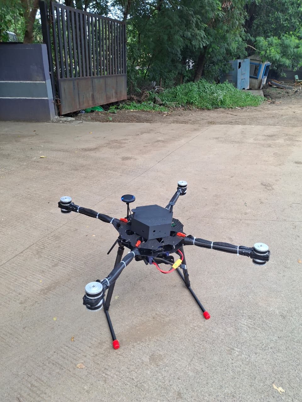 Carbon-composite quadcopter airframe